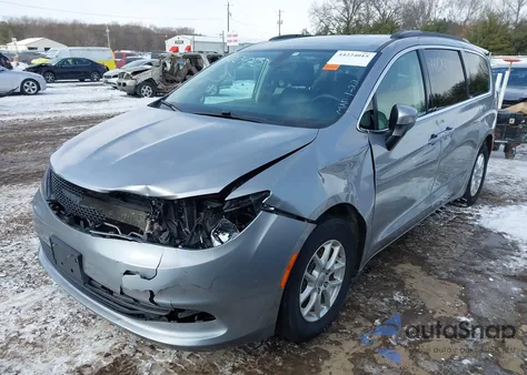 2020 Chrysler Voyager Lxi из США, поврежденный, VIN 2C4RC1DG2LR203445